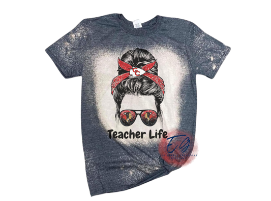 GC MESSY BUN TEACHER LIFE BLEACHED TEE