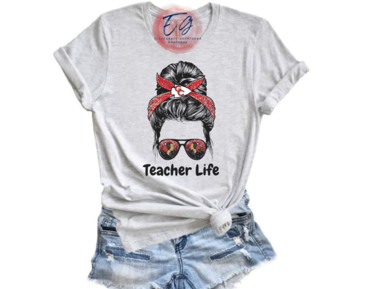 GC MESSY BUN TEACHER LIFE GRAPHIC TEE